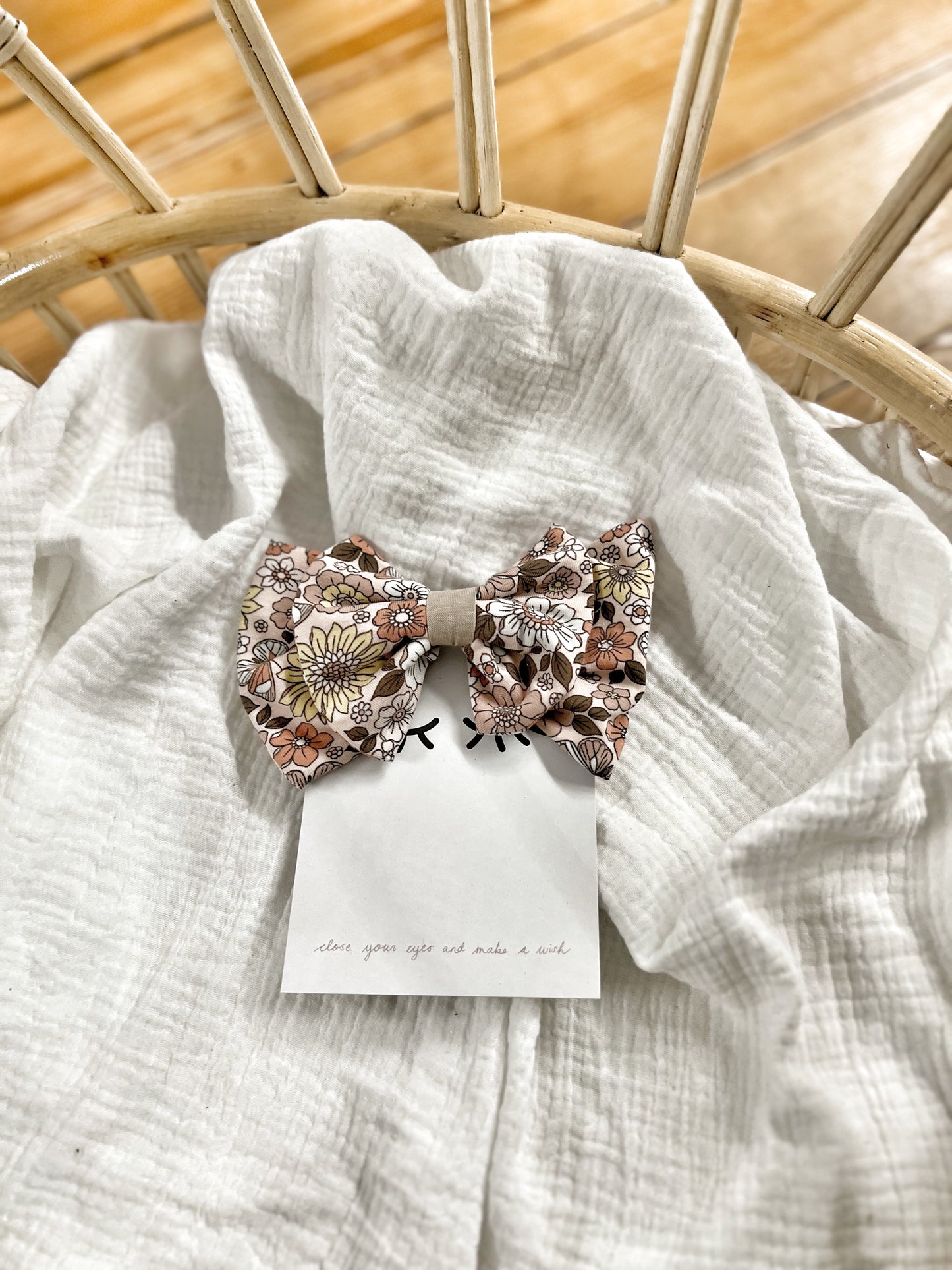 Sofortverkauf Double Bow Hair Clip Flora