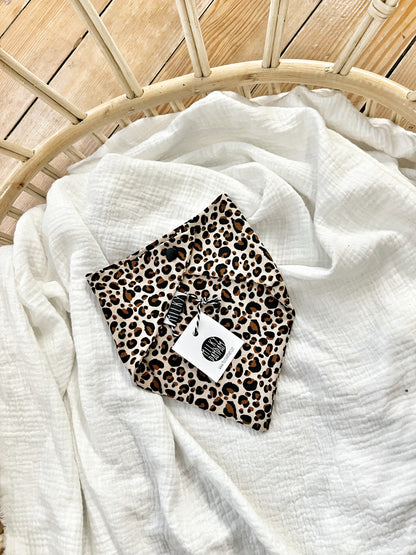 Simple Bib Safari Leopard