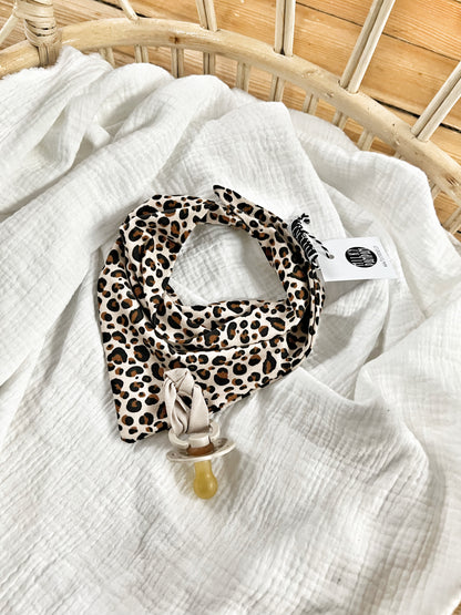 Simple Bib Safari Leopard