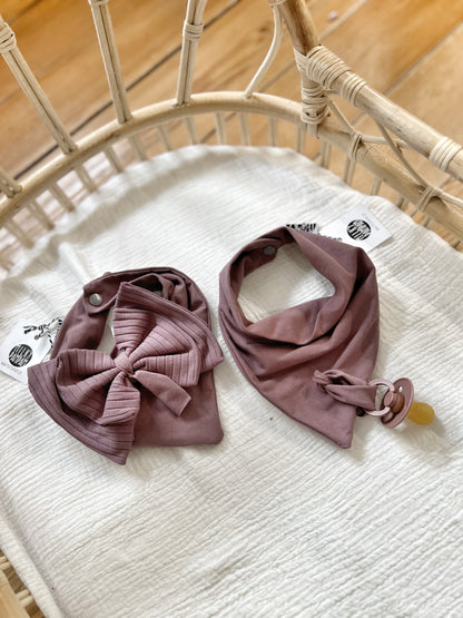 Simple Bib Mauve