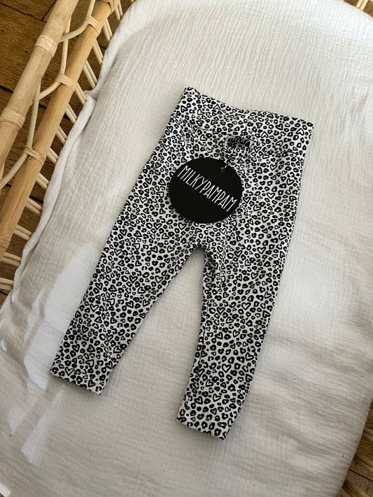 Size 4 104/110 cm  Sofortverkauf Leggings Leopard Heart